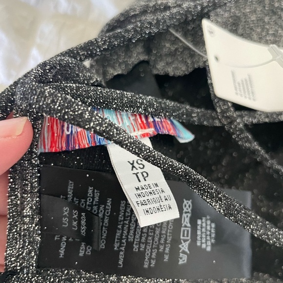 Urban Outfitters Shimmering Silver Camisole - Picture 5 of 8